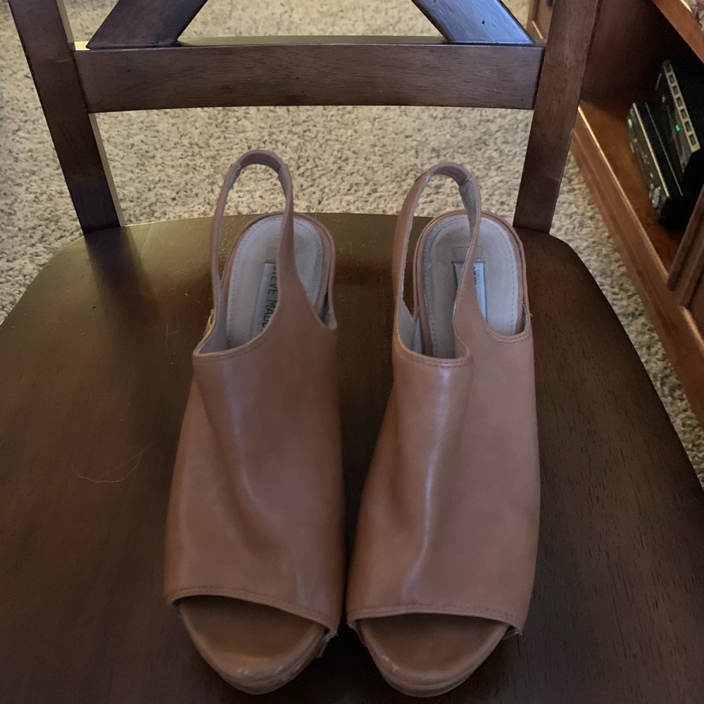 Steve Madden leather wedges